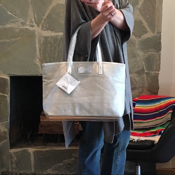 Michael Kors Handbags - Michael Kors Tote Bag NWT